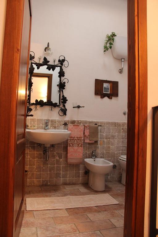 Delizioso Trilocale In Centro Apartment Montemerano Cameră foto